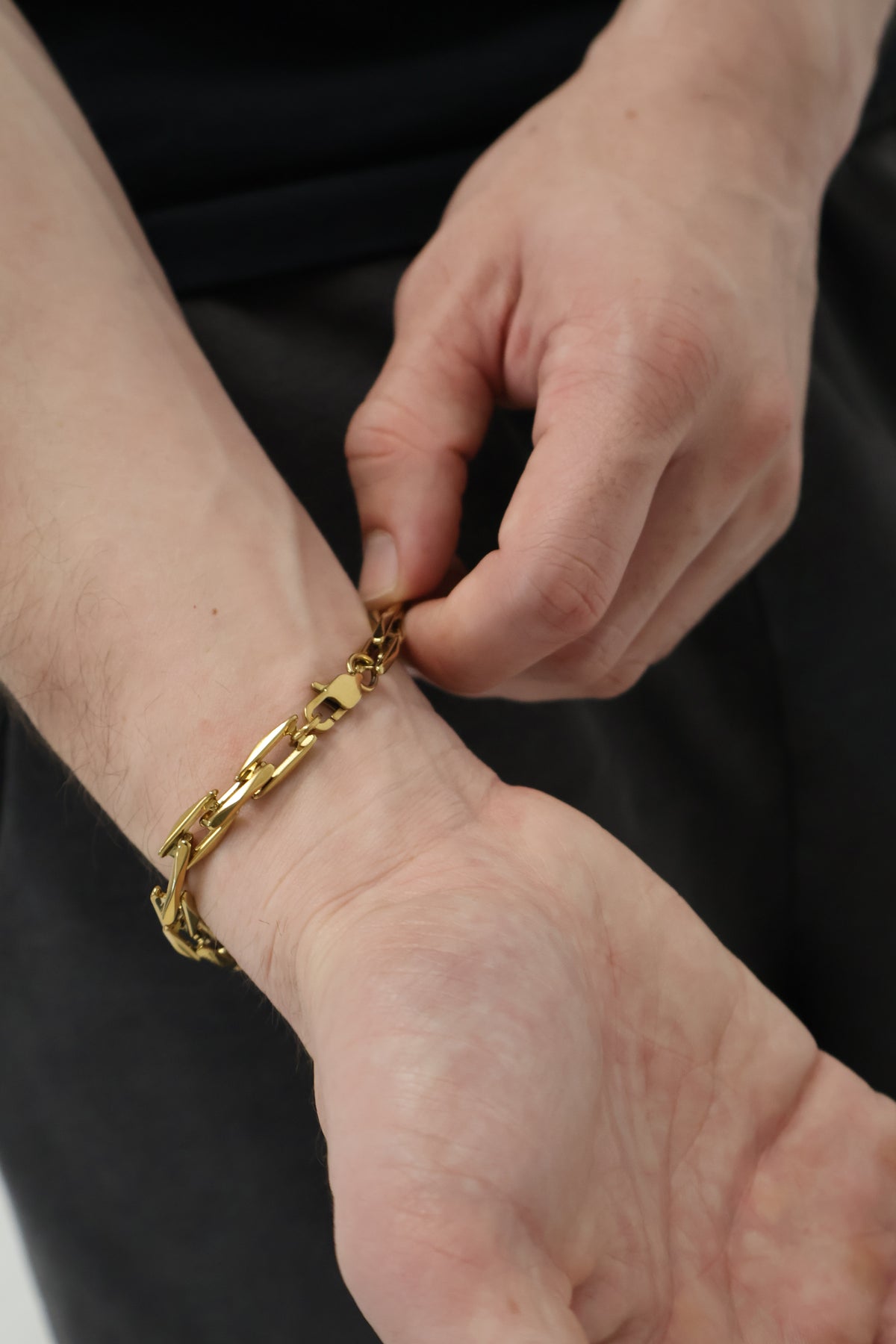 ACULA Titanium Rift Bracelet in gold, view 3
