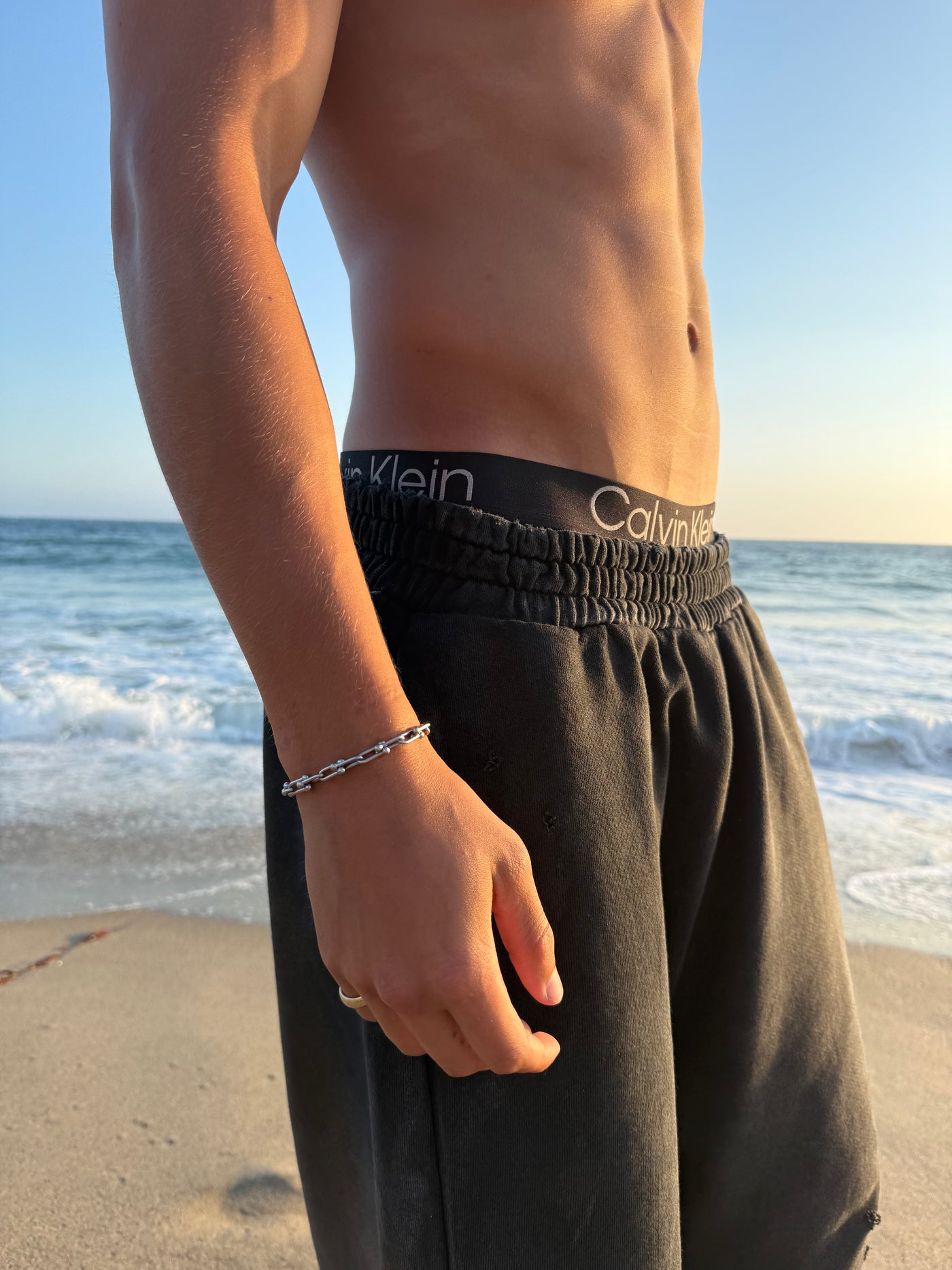 ACULA Shark Link Bracelet in silver, view 4